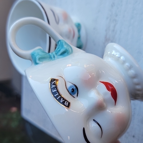 1996 Vintage Baileys Winking Mr & Mrs YUM Creamer & Sugar Dish - Picture 6 of 11